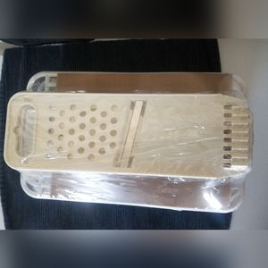 Quick Minute Microwave Food Dehydrator 8 Pc.Set New No Box